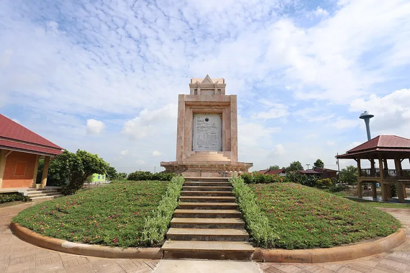 The Paper Is the Property: A Distance Buyer's Field Guide to Thai Land Titles